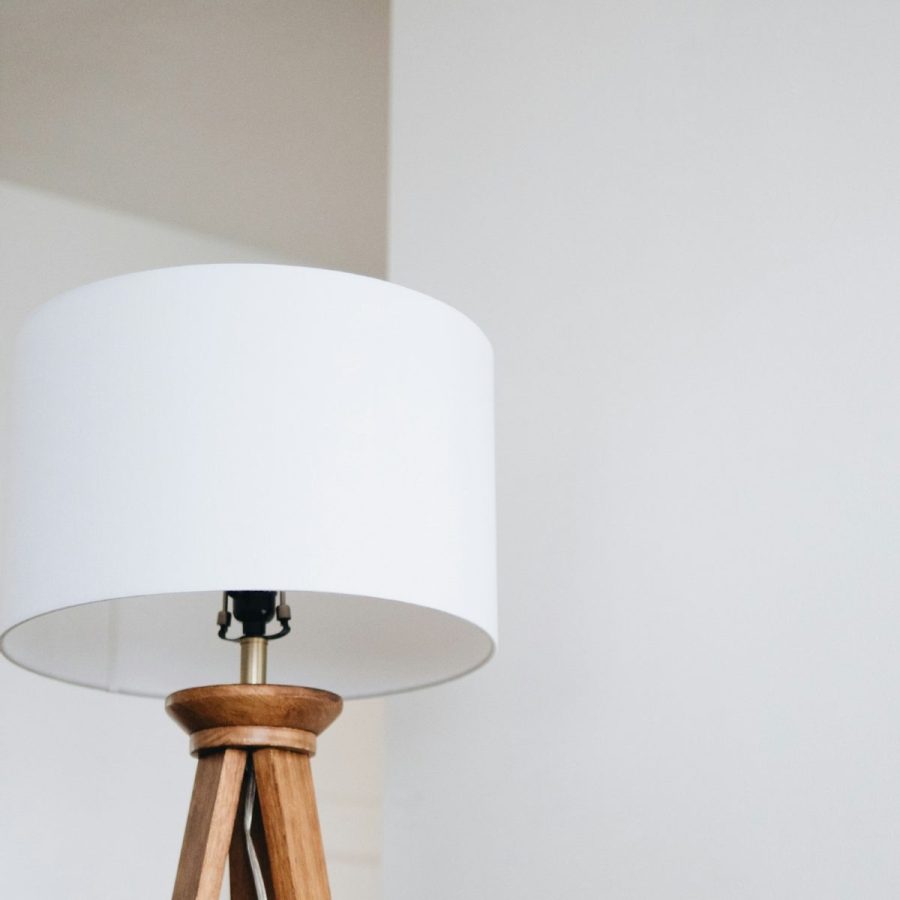 Oak Tripod Lamp